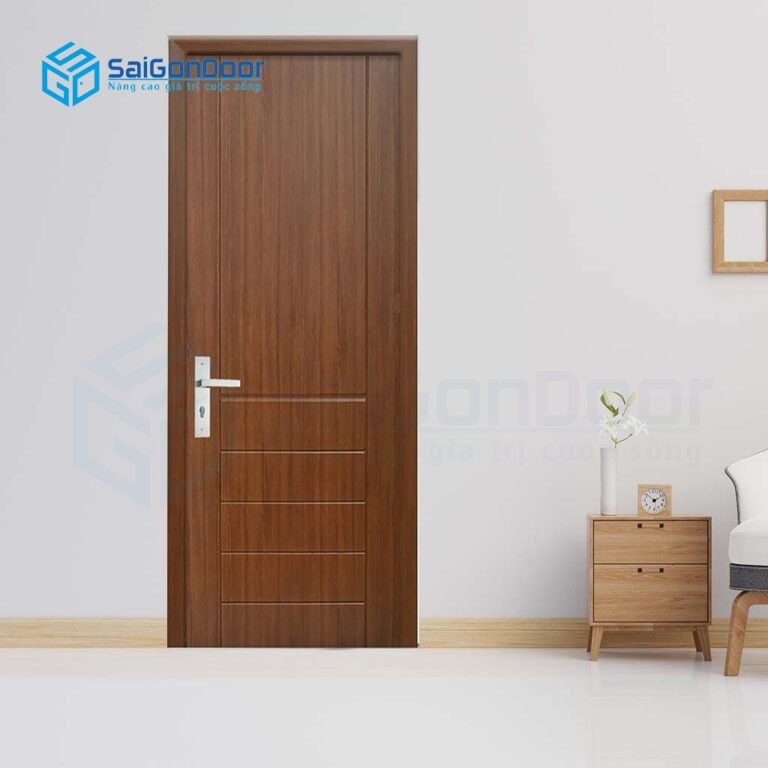 Cửa phòng ngủ do SaiGonDoor thi công chắc chắn, đẹp, vận hành êm ái