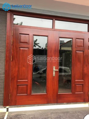 Báo giá cửa phòng khách sạn bằng cửa gỗ tự nhiên tại Tp Thủ Đức