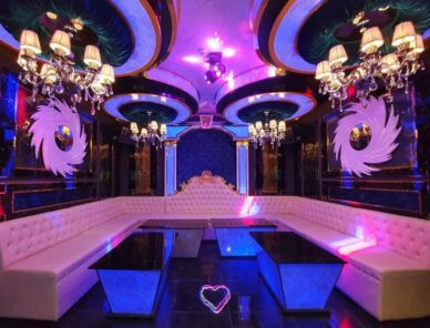 Bố trí nội thất quán karaoke phù hợp