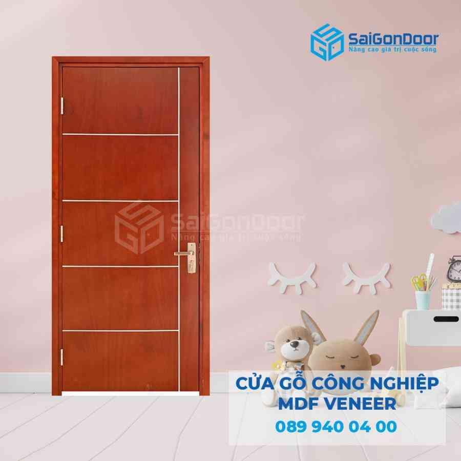 Cua-go-MDF-Veneer-P1R5-xoan-dao-3.jpg-SGD-MDFVe.jpg