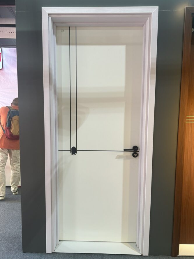 Mẫu phôi đen chạy CNC