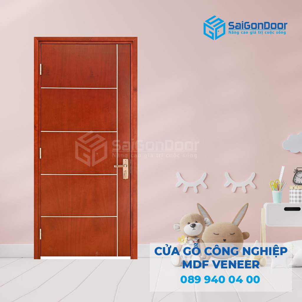 Cua-go-MDF-Veneer-P1R5-xoan-dao-3-SGD.jpg