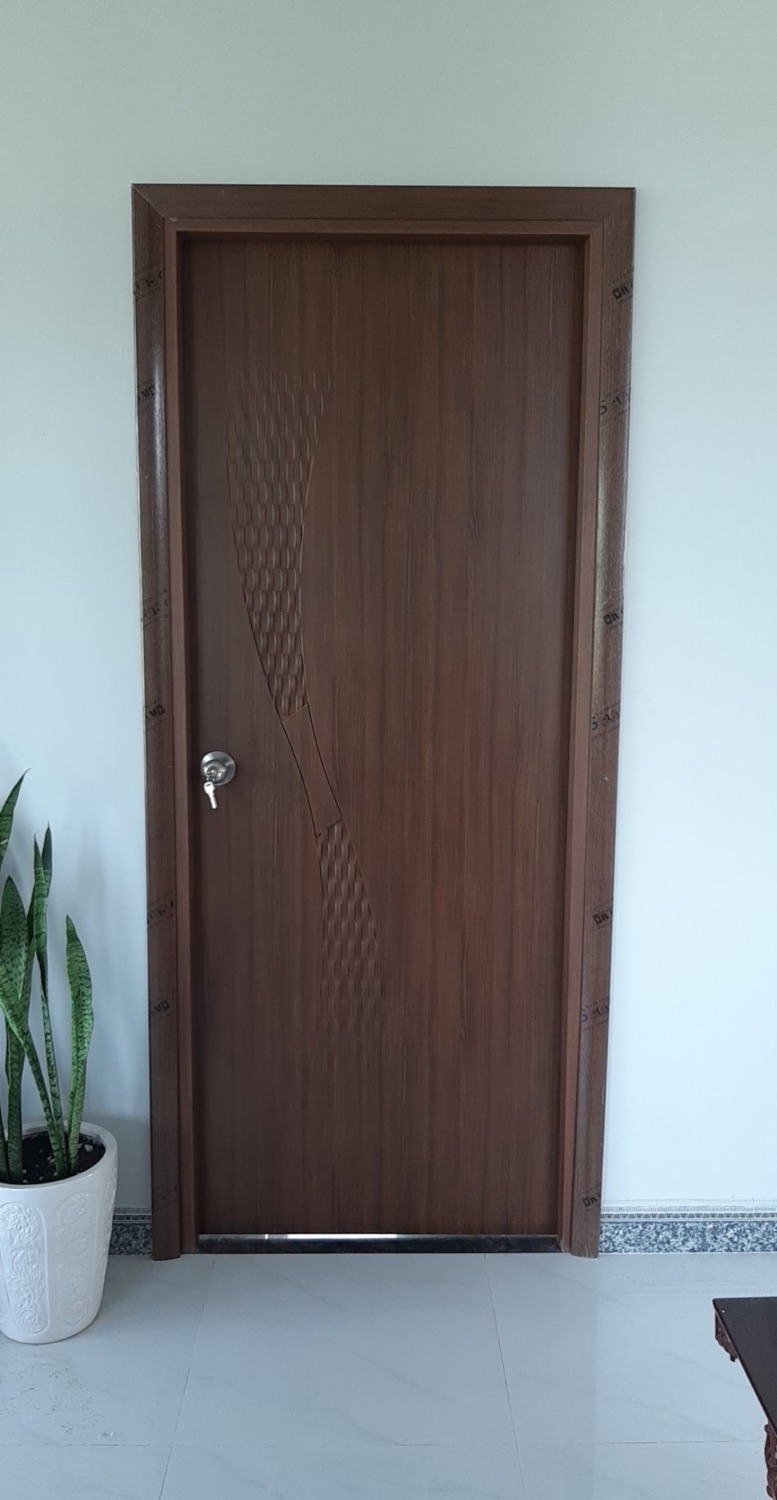 Cửa nhựa ABS Hàn Quốc có nhiều màu sắc khác nhau, thiết kế cũng đa dạng Cửa nhựa ABS Hàn Quốc có nhiều màu sắc khác nhau, thiết kế cũng đa dạng