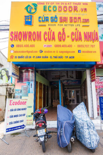 Showroom Cửa Gỗ Sài Gòn cung cấp cửa phòng tắm cao cấp KSD quận 6