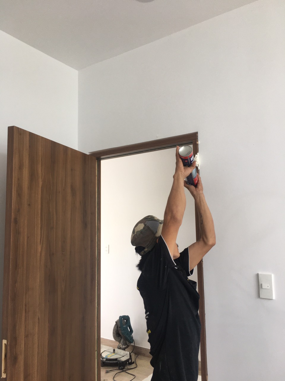 Những lưu ý khi lắp đặt cửa composite cần nắm rõ