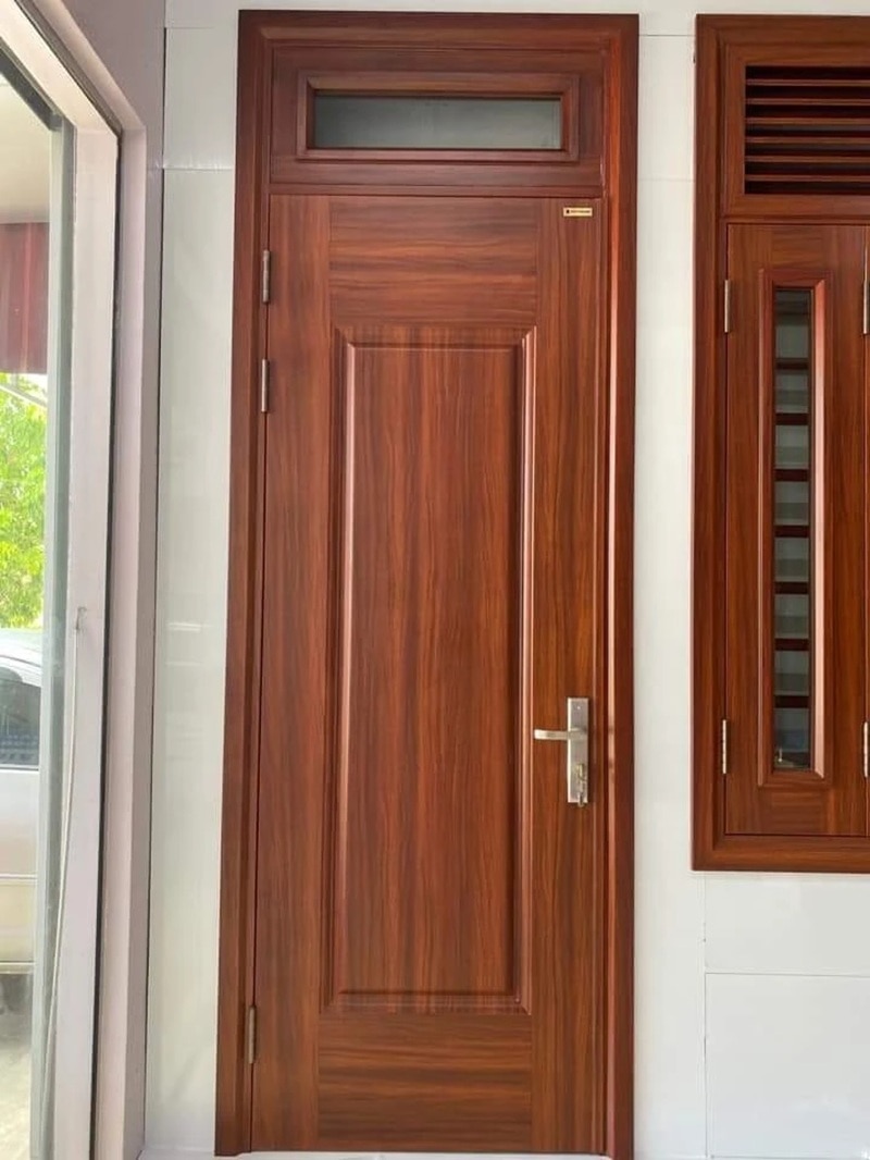 Cửa thép vân gỗ Bạc Liêu có khả năng chịu lực rất tốt