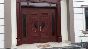 cửa thép vân gỗ bị gỉ tại sao