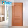 Cửa gỗ HDF MDF.2L-C10 ở Showroom Famidoor có tính ổn định và mật độ gỗ mịn.