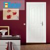 Cửa gỗ HDF MDF.4A-C1 ở Showroom Famidoor có tính ổn định và mật độ gỗ mịn.