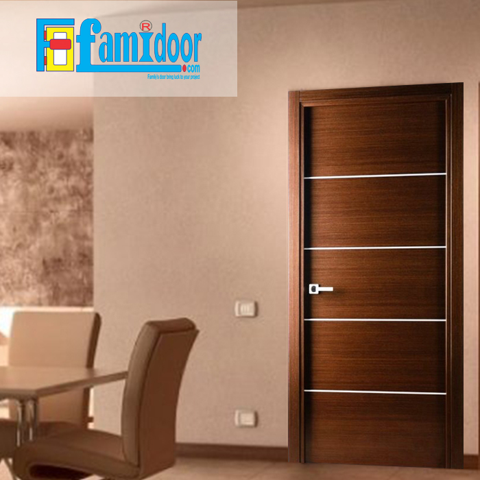 Cửa gỗ cao cấp fmd L-N4 ở Showroom Famidoor có giá hợp lý, chỉ bằng một nửa giá so với gỗ tự nhiên thật nguyên tấm.