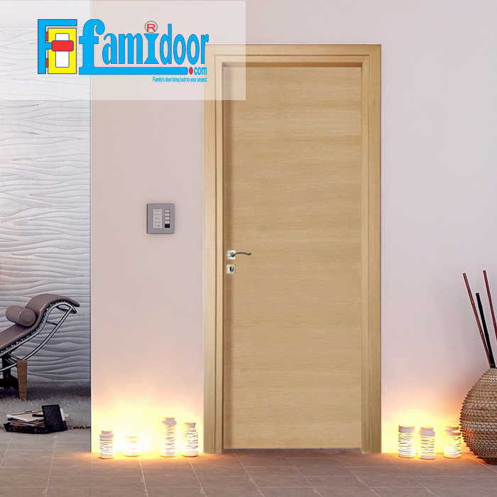 Cửa gỗ MDF LAMINATE M1N1 tại Showroom Famidoor thuộc dòng sản phẩm cửa gỗ công nghiệp MDF phủ nhựa.