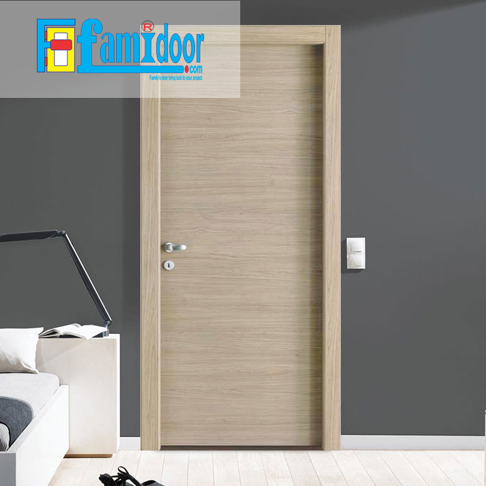 Cửa gỗ MDF MELAMINE M1N2 tại Showroom Famidoor có tính năng ưu việt là dễ định hình hoa văn cho mọi sản phẩm phức tạp.
