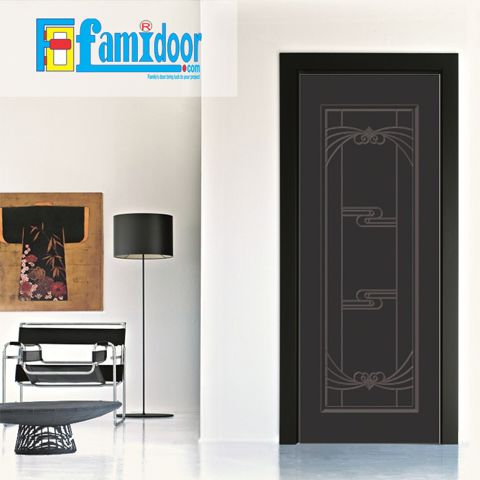 Cửa nhựa gỗ SUNGYU SYA 340 ở Showroom Famidoor được làm từ hạt nhựa và bột gỗ để tạo nên cửa nhựa gỗ giống như gỗ thật và có khả năng chịu được nước.