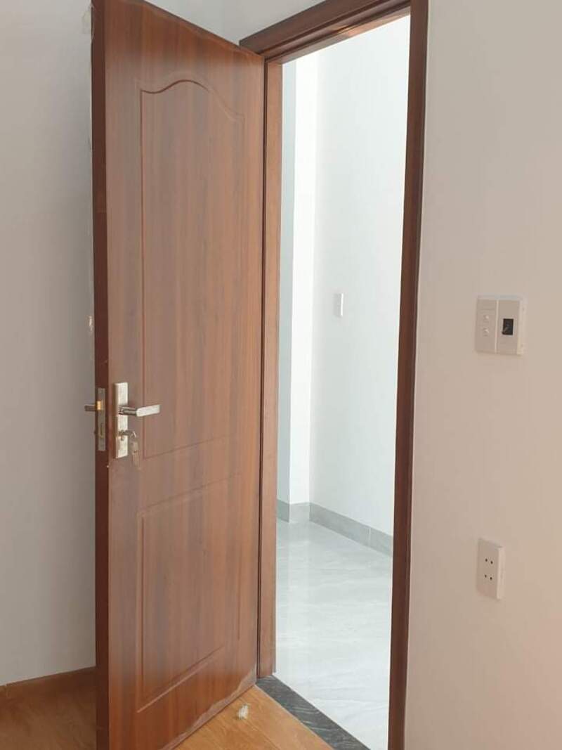 Cửa nhựa giả gỗ giá bao nhiêu