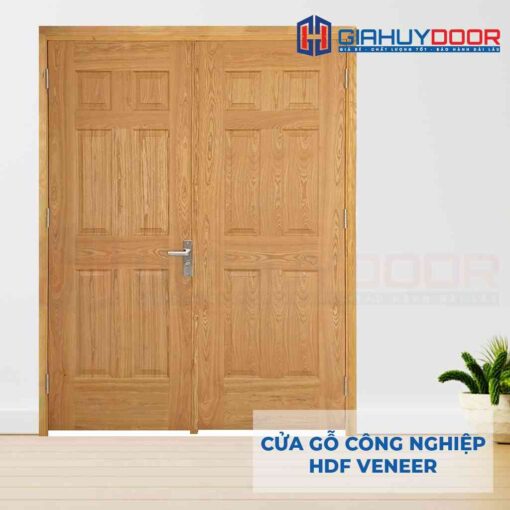 Cửa gỗ HDF Veneer Sồi 12A vẫn với thiết kế 4 Panel cổ điển nhưng khoác lên mình lớp vân Sồi trẻ trung