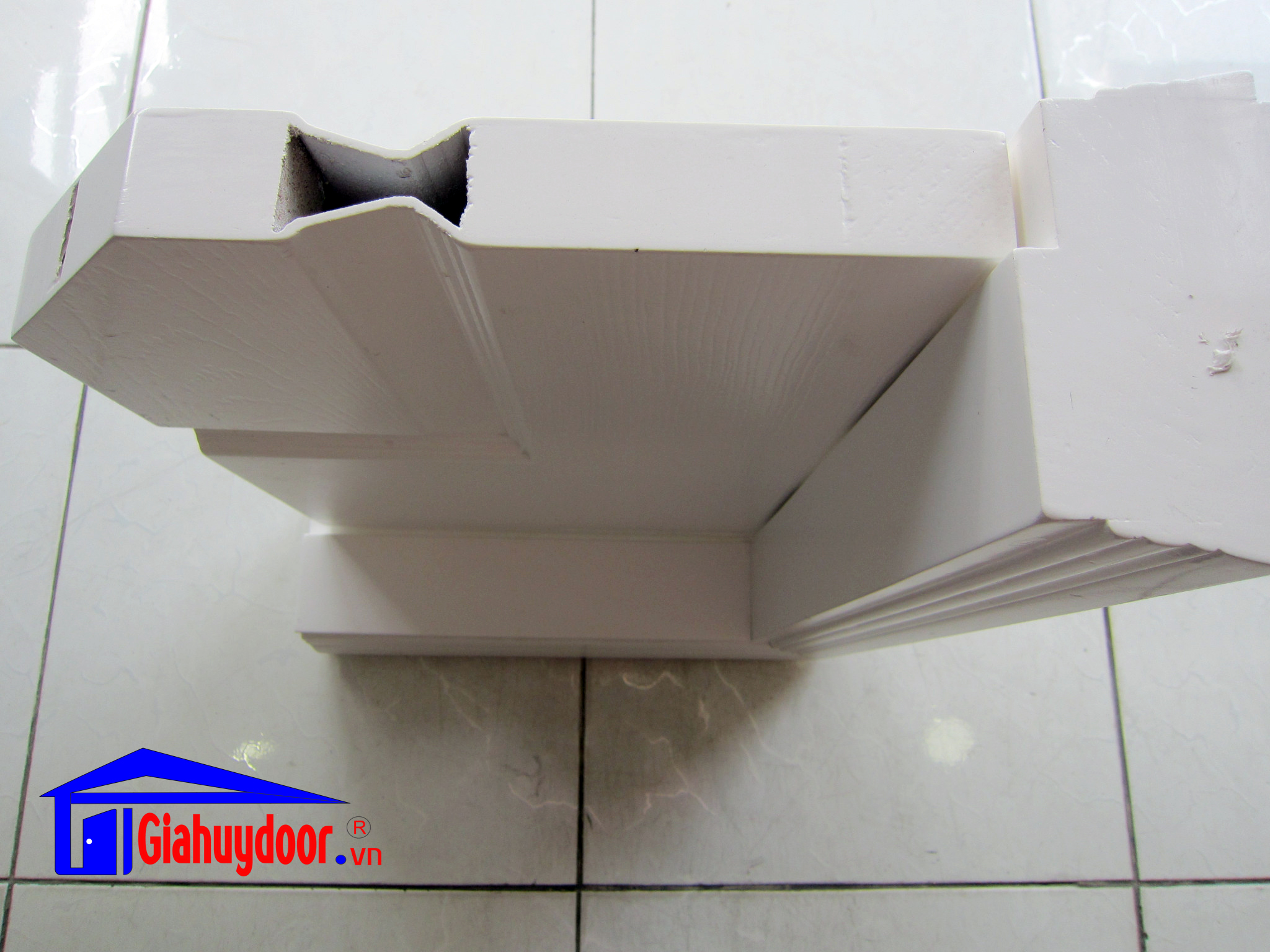Cửa gỗ công nghiệp HDF GHD 2L-C12 - GIAHUYDOOR 0886.500.500