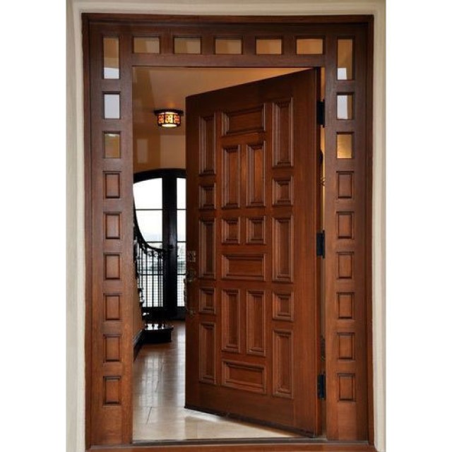 Đóng cửa quá mạnh có thể làm khe cửa bị hở.