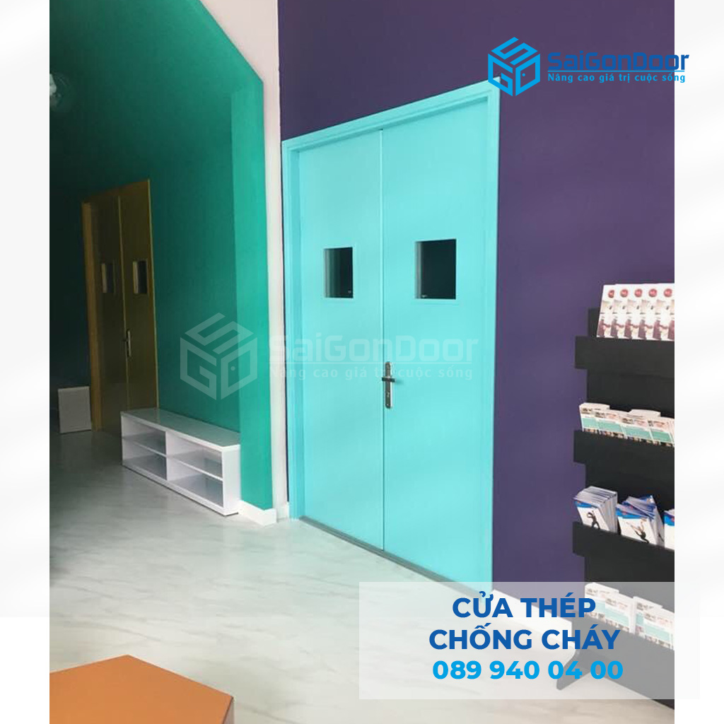 Cửa thép chống cháy son tinh dien xanh nuoc bien