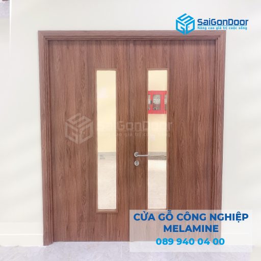 Cua 2 canh dep quan tai Binh Thanh 1