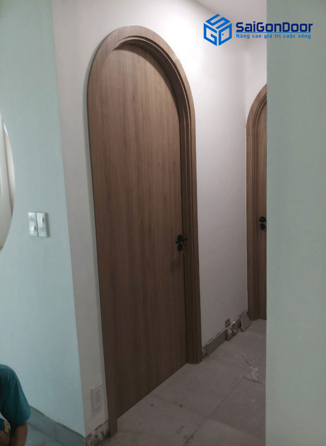 Mẫu cửa vòm đẹp bằng gỗ công nghiệp Mẫu cửa vòm đẹp bằng gỗ công nghiệp