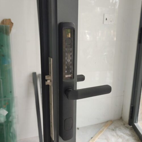 Hình khóa vân tay thông minh GIOVANI GSL-K511B