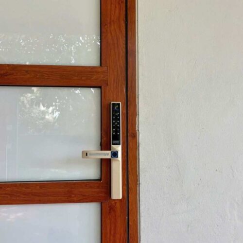 Khóa vân tay cửa nhôm GIOVANI GSL-586G 3 Ảnh khóa vân tay cửa nhôm GIOVANI GSL-586G