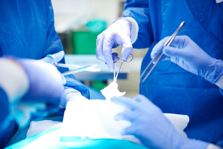 Điều trị bệnh trĩ Tuyên Quang tại Trung Tâm Trĩ Việt – Giải pháp hiệu quả, nhẹ nhàng, không cần phẫu thuật