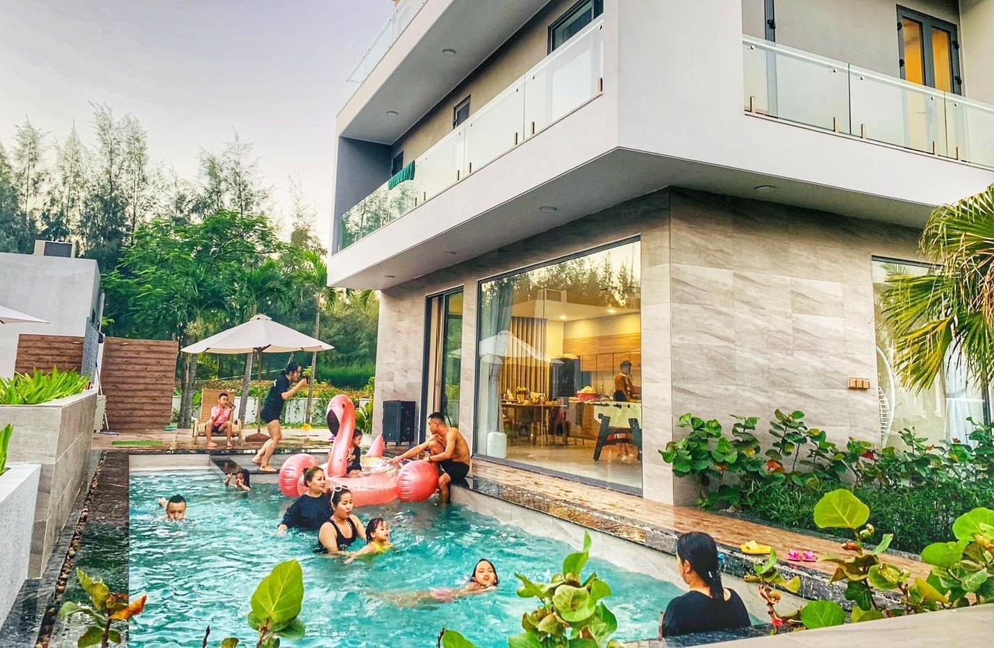 Villas 10 Phòng Ngủ - Miễn Phí Xe Điện, Sân Vườn Rộng 3 Villas 10 Phòng Ngủ - Miễn Phí Xe Điện, Sân Vườn Rộng