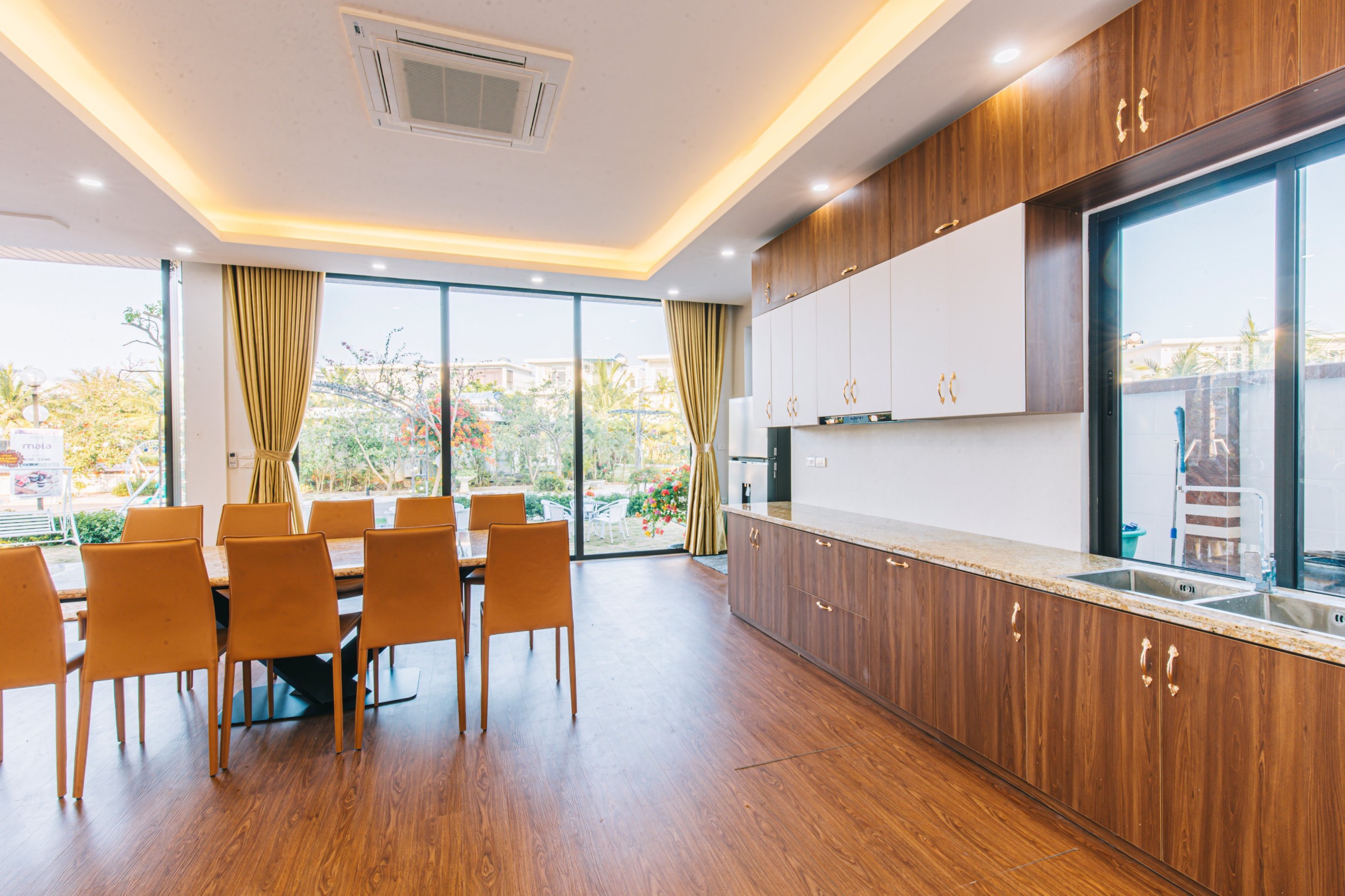 Villa 10 Phòng Ngủ Có Thang Máy - Sân Vườn Rộng 16 Villa 10 Phòng Ngủ Có Thang Máy - Sân Vườn Rộng - Ảnh 14