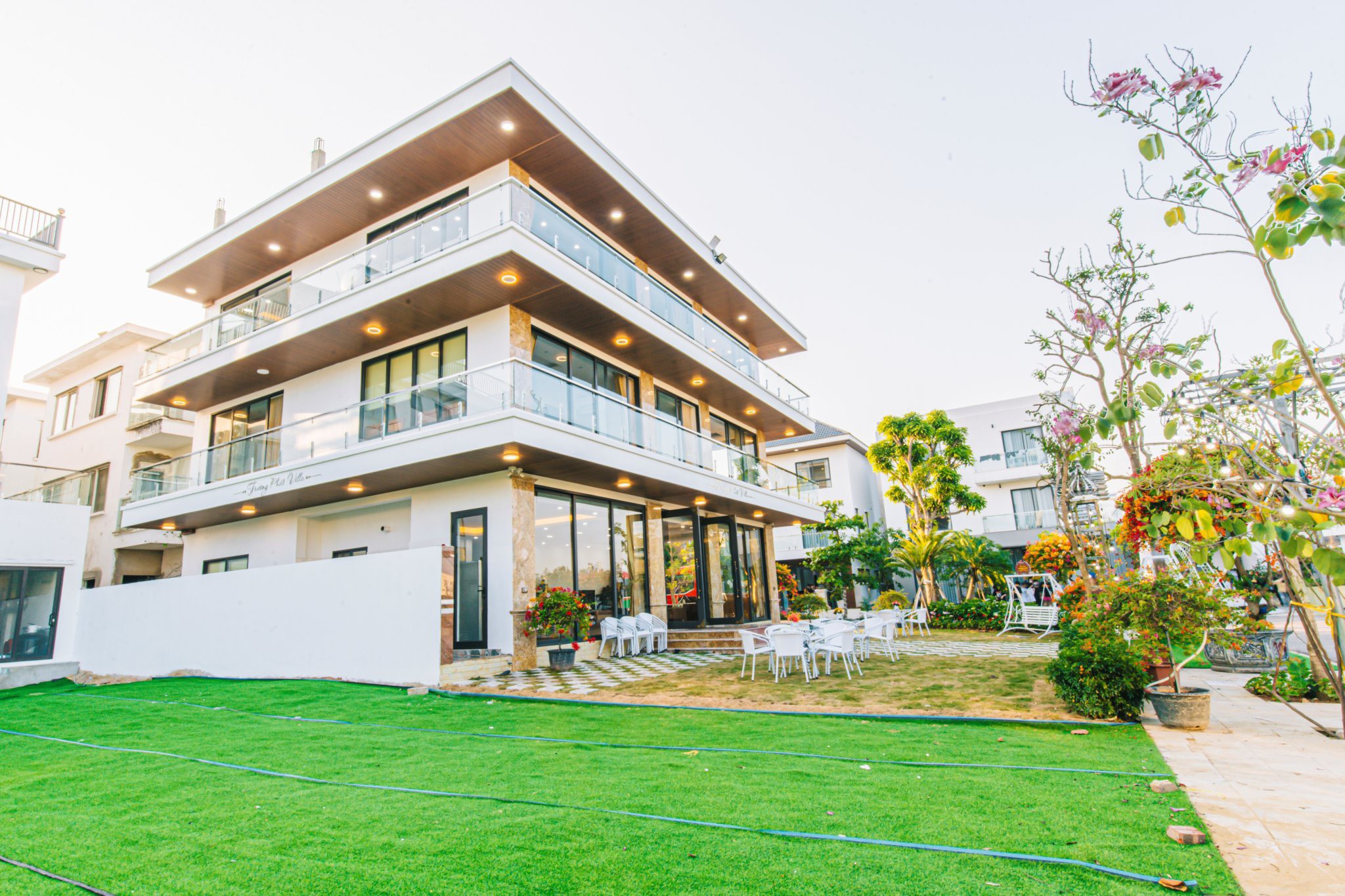 Villa 10 Phòng Ngủ Có Thang Máy - Sân Vườn Rộng 7 Villa 10 Phòng Ngủ Có Thang Máy - Sân Vườn Rộng - Ảnh 5