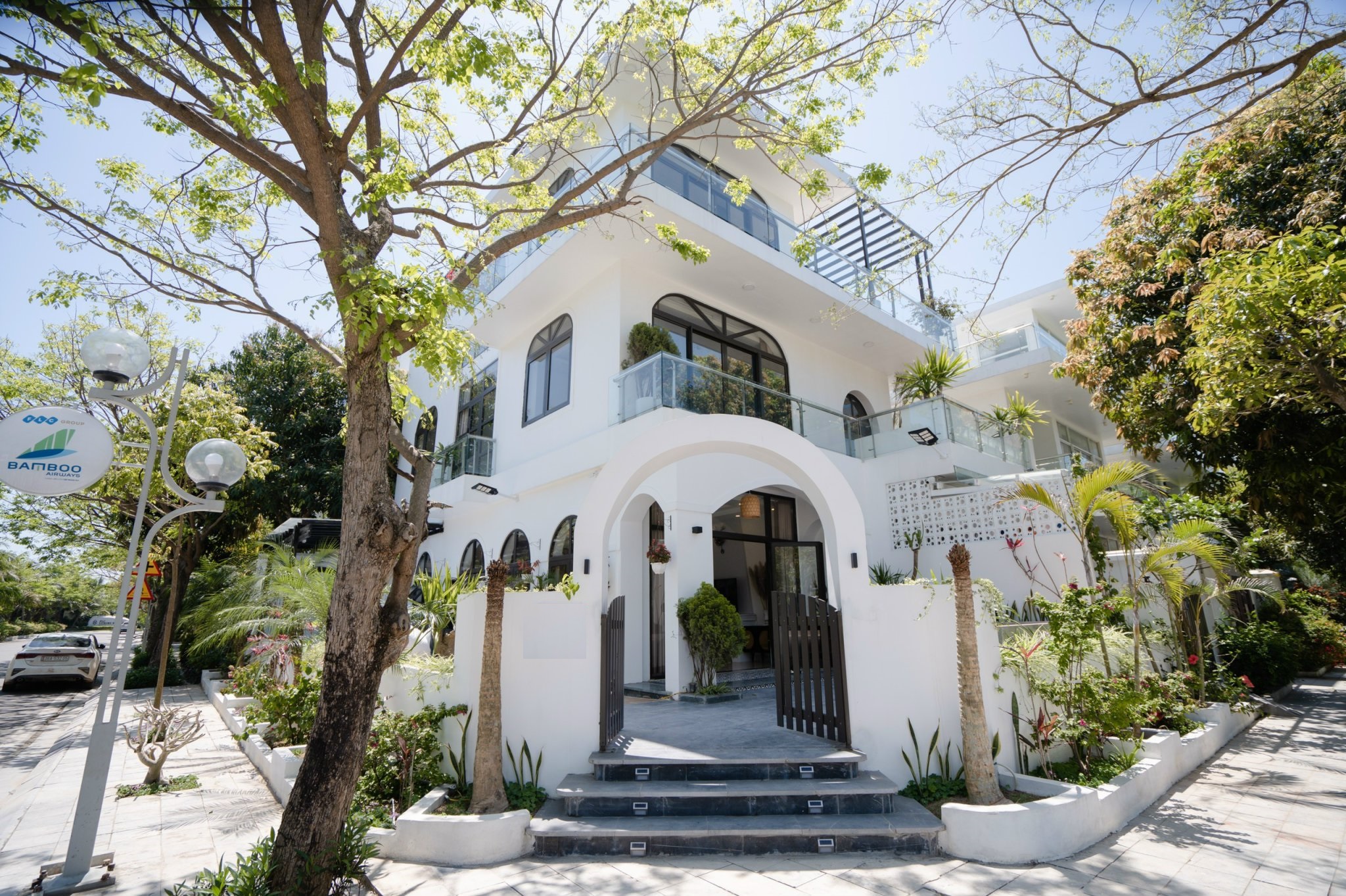 Villa 6 Phòng Ngủ - Căn Góc Hiện Đại Đầy Đủ Tiện Nghi 3 Villa 6 Phòng Ngủ - Căn Góc Hiện Đại Đầy Đủ Tiện Nghi