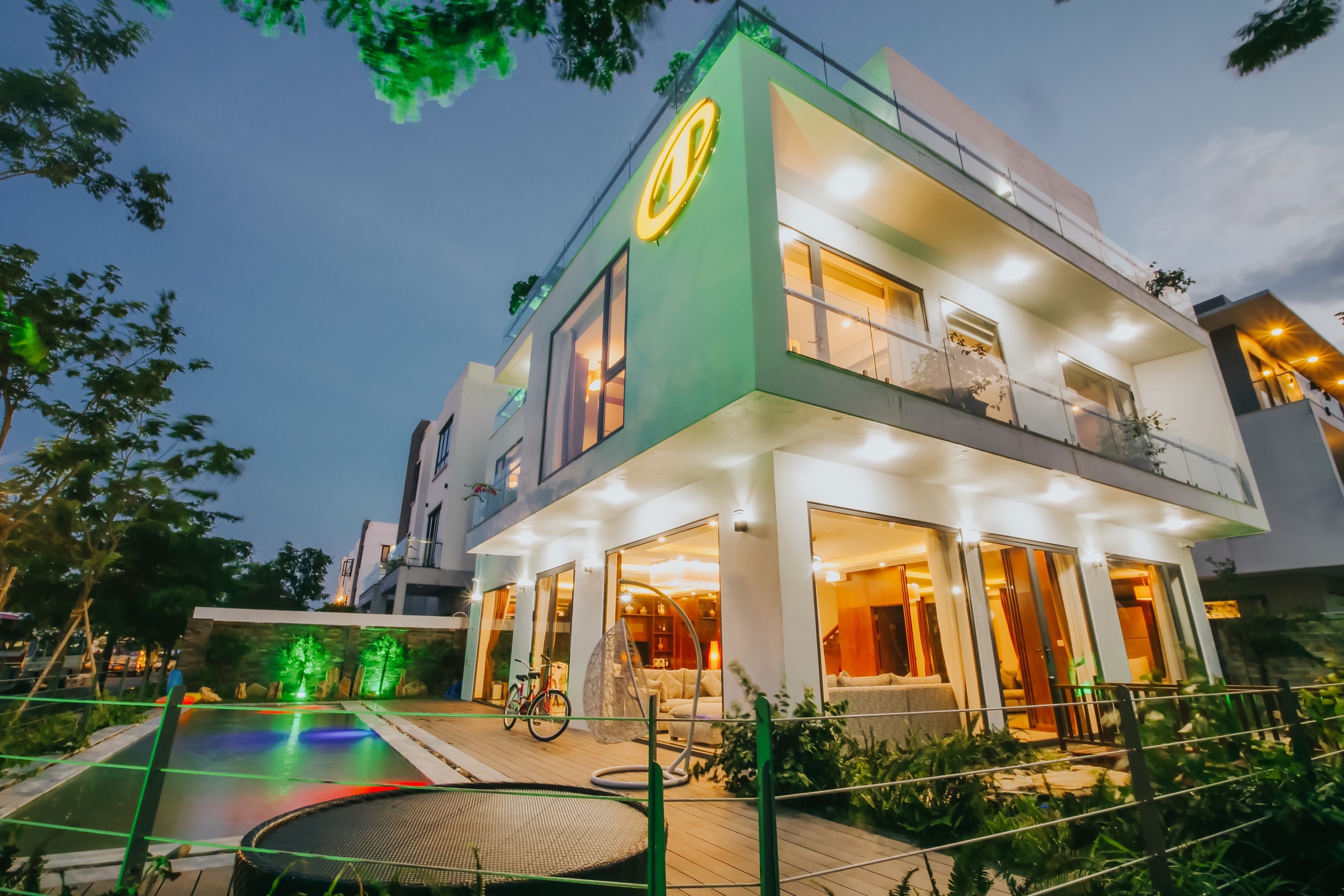 Villa 8 Phòng Ngủ - Có Hồ Cá Coi, Nội Thất Cao Cấp 4 Villa 8 Phòng Ngủ - Có Hồ Cá Coi, Nội Thất Cao Cấp - Ảnh 2