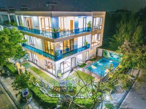 8 Phòng Ngủ Siêu ĐẸP - View Sân Golf Sân Vườn Rộng