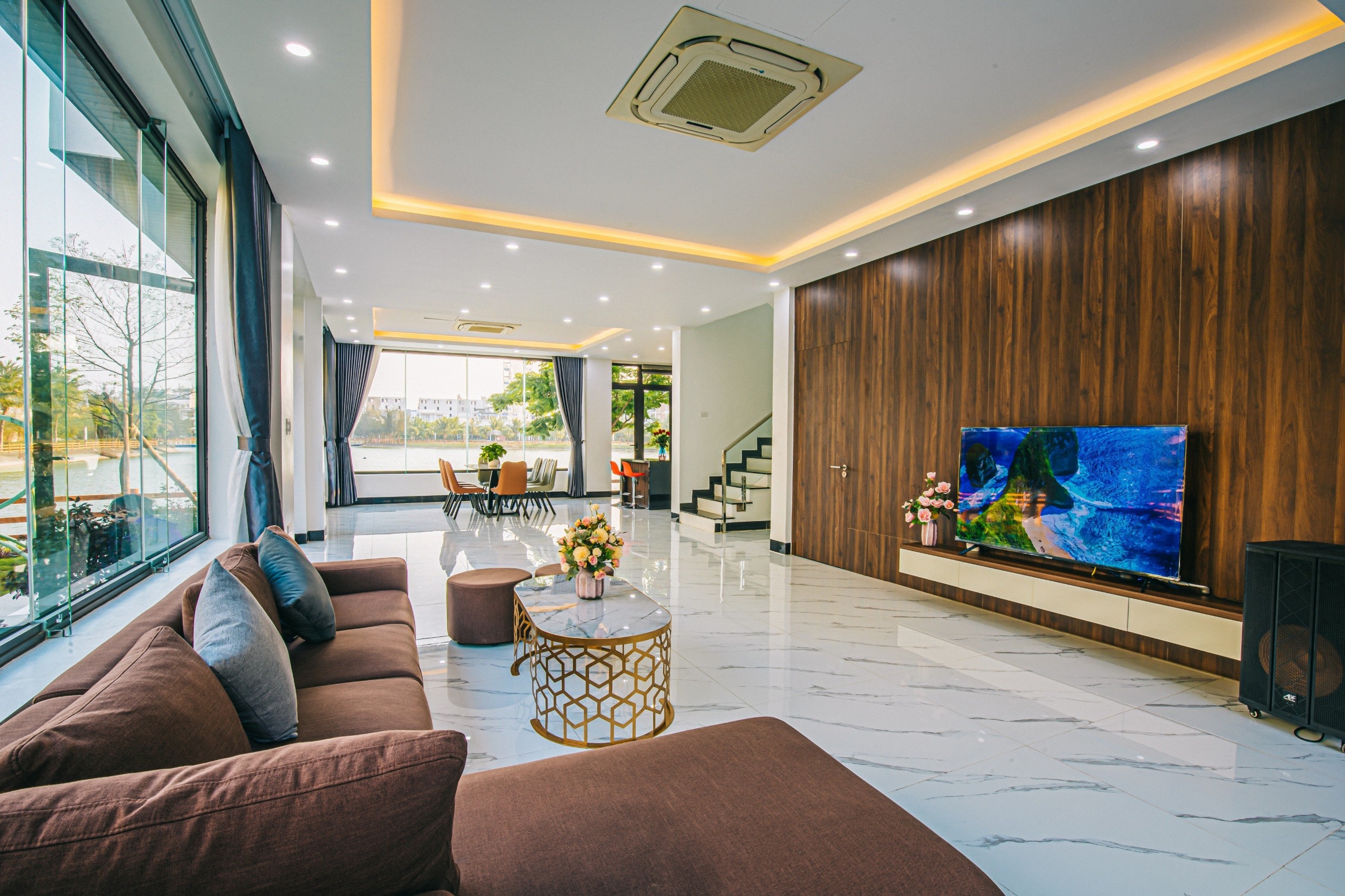Villa 9 Phòng Ngủ Mới Vận Hành 500m2: Sân Vườn Rộng Đẹp 12 Villa 9 Phòng Ngủ Mới Vận Hành 500m2: Sân Vườn Rộng Đẹp - Ảnh 10