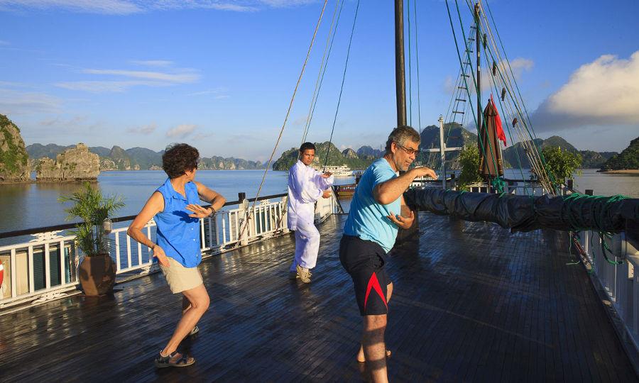 du thuyền 4 sao hạ long du thuyền 4 sao hạ long