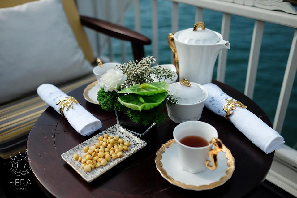 du thuyền 6 sao hạ long du thuyền 6 sao hạ long