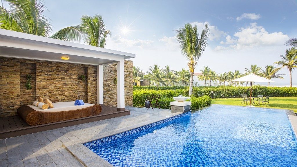 swimming pool 1 1024x576