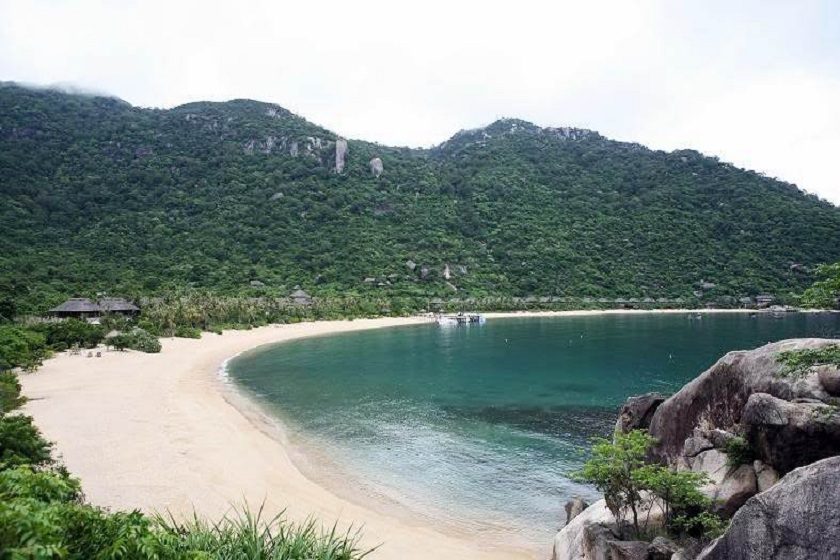 Du lịch Nha Trang: 10 điểm du lịch bạn lên đến 1 lần 11 vịnh inh vân