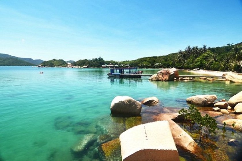 Du lịch Nha Trang: 10 điểm du lịch bạn lên đến 1 lần 8 vịnh vân phong