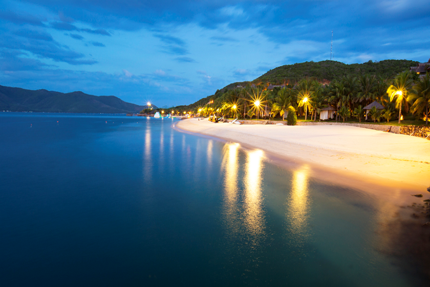 Du lịch Nha Trang: 10 điểm du lịch bạn lên đến 1 lần 6 đảo hòn tằm