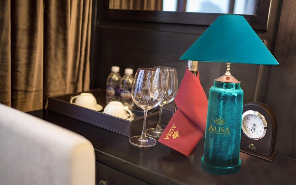 Du thuyen Alisa Luxury 11
