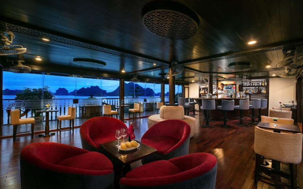 Du thuyen Alisa Luxury 13
