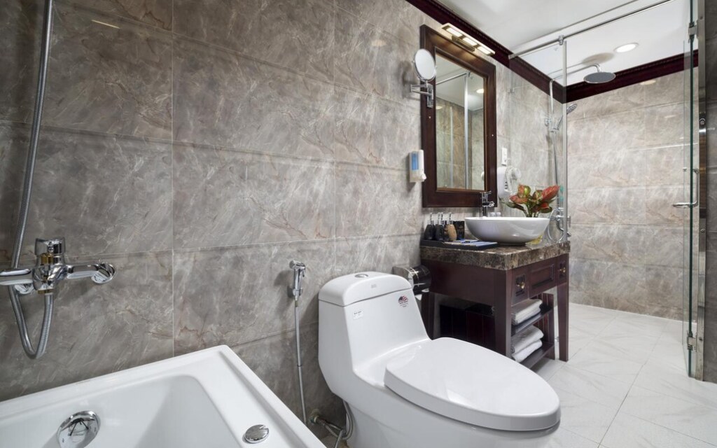 Du thuyen Alisa Luxury 29
