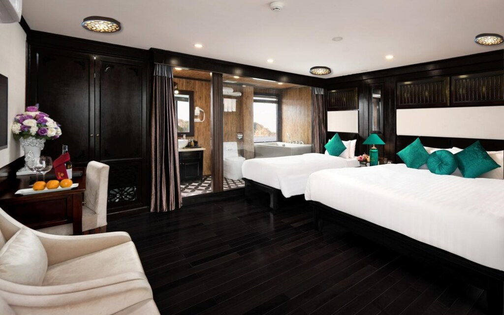 Du thuyen Alisa Luxury 3