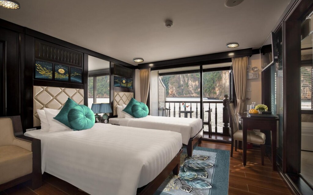 Du thuyen Alisa Luxury 6