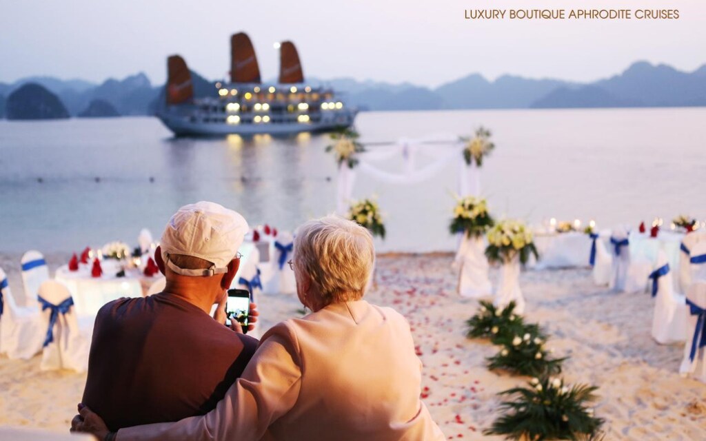 Du thuyen Aphrodite 8