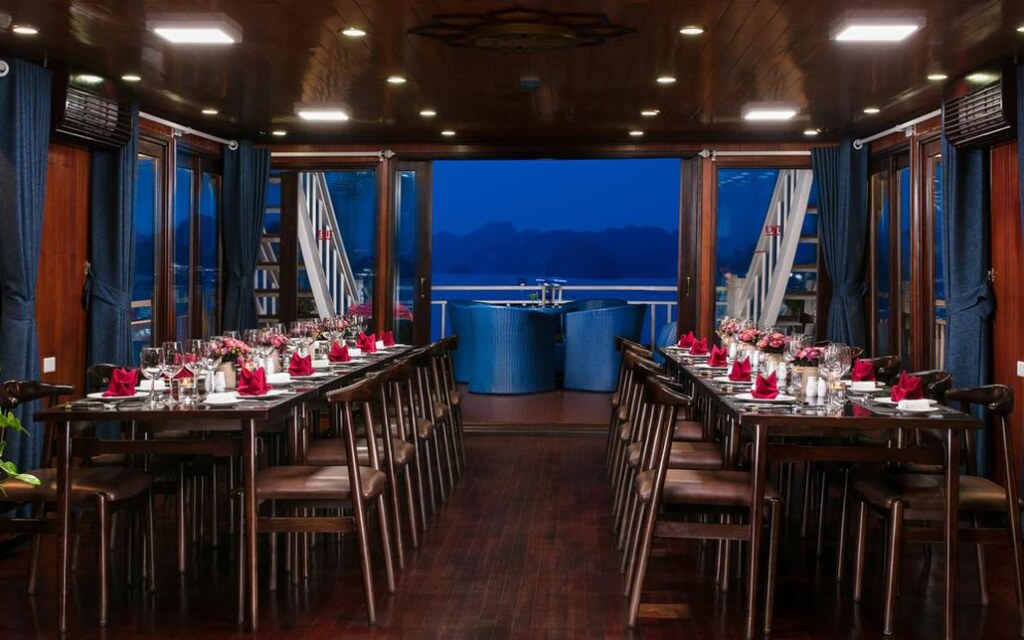 Du thuyen Paradise Elegance 15