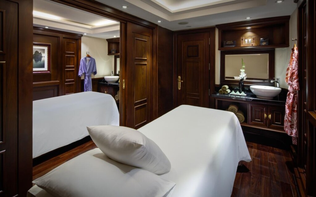 Du thuyen Paradise Elegance 16
