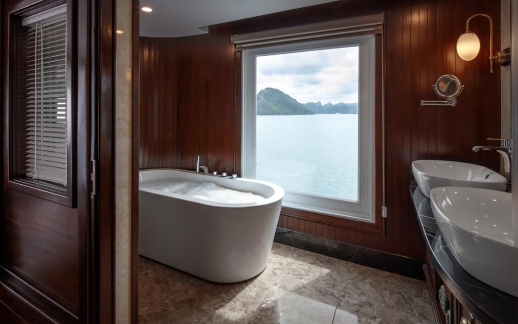 Du thuyen Paradise Elegance 17