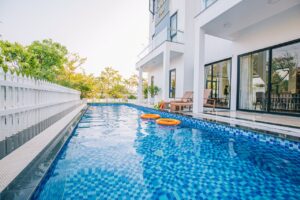 Villa 9 Phòng Ngủ - Bể Bơi 45m2 Có Bàn Bi A